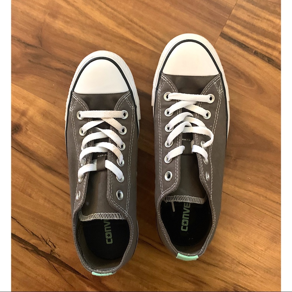 Gray/Turquoise Converse
